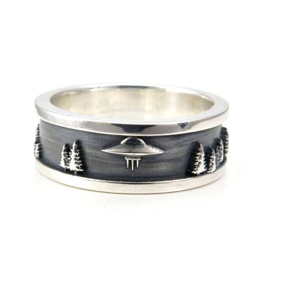 Mens Forest Abduction UFO Ring - Sterling Silver - Sci-Fi Wedding Band