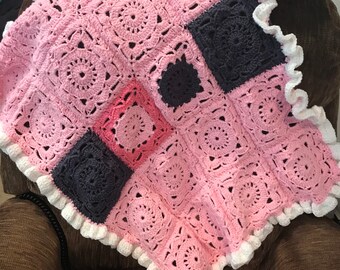 Ruffled baby blanket with matching hat