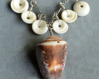 Puka Shell & Spiral Shell Pendant Necklace