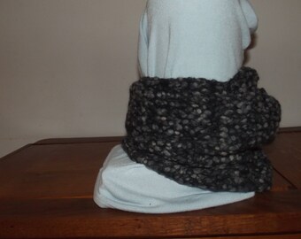 75% hand knitted wool SNOOD