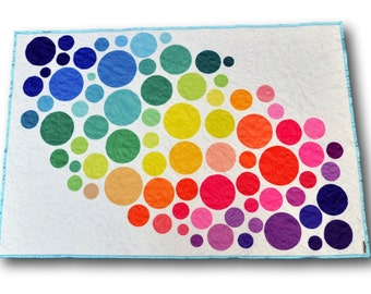 Rainbow Quilt, Modern Quilt, Modern Nursery, Circle Quilt, Rainbow Bedding, Rainbow Nursery, Modern Crib, Pride Quilt, Rainbow Baby