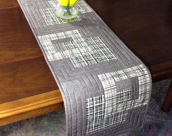 Modern Table Runner, Taupe White & Grey Wallhanging, Quilted Tablerunner, Modern Table Decor, Plaid Bed Runner, Reversible Table Runner