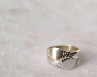 Art Deco Signet Ring in 14 Karat Gold