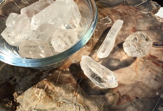 Clear Crystal Quartz Points, Small Crystal Point, Raw Clear Quartz, Polished Quartz Point, Crystal Grid, Chakra Stone, Reiki