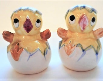 Vintage Chicks Breaking Out of Shell Salt and Pepper Shakers. Made in Japan.