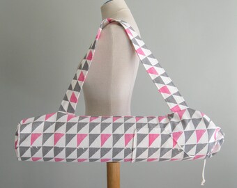 Geometric Yoga Mat Bag. Modern Yoga Bag. Yoga Gift for Teen Girl. Yoga Mat Storage. Yoga Items. Yoga Kit Bag. Womens Yoga Mat Carrier Sling