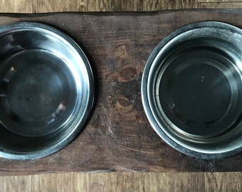 Elevated Dog Bowl Holder