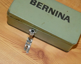 Presser foot Bernina puller used 4mm