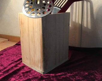 Handmade utensil box holder