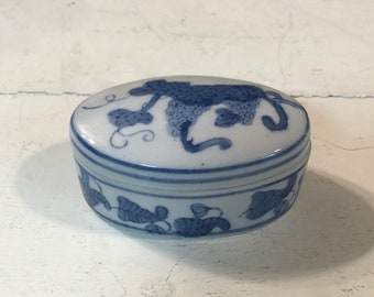 Vintage Blue and White Trinket Dish , Ceramic Ring Box , Oval , Small Jewlery Box , Vanity , Feminine Bathroom , Organization , Container