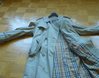 Burberry Trench Size 54