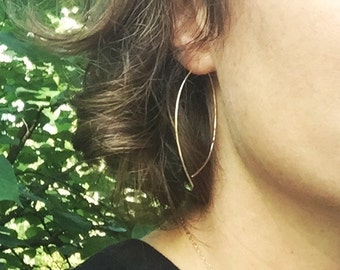 Silver Hoop Earrings, Silver Earrings, Delicate Hoop Earrings, Thin Silver Hoop Earrings, Hammered Silver Hoop Earrings, Lightweight Hoops