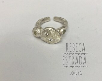 Three stones of silver