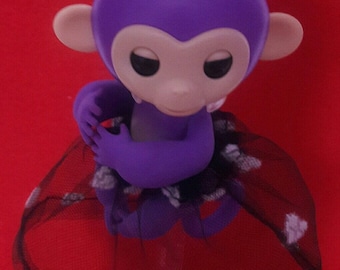 Fingerlings Finger Monkey Toy VALENTINE'S day clothes for Bella Mia Sophie Zoe Finn Gigi