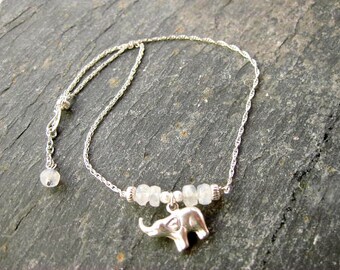 Silver ankle chain with little elephant charm & faceted rainbow moonstone beads, silver anklet chain, silver ankle jewelry, beach jewellery