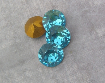 Vintage Aqua Rhinestones, Vintage Austrian Rhinestones, Aquamarine Rhinestones, 48ss Dentelles