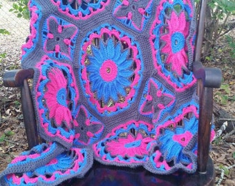 Crocheted Daisy Afghan