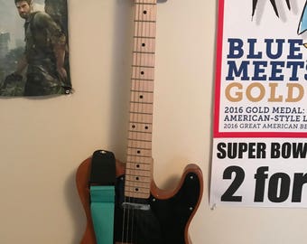 Log Guitar Hanger