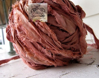 Sari Silk Recycled Ribbon in a Faded Deep Coral Blend