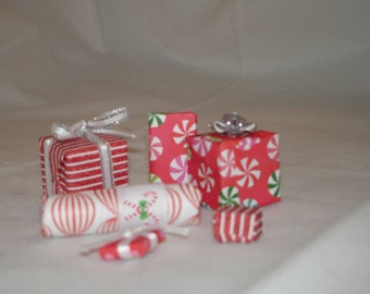 Mini Christmas Presents: Red Candy