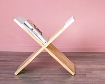 Industrial Magazine Rack Pinewood Magazine Holder Magazine Storage Wooden Mail Holder Magazine Basket / Tray