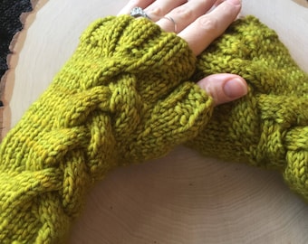 Fingerless Gloves, Green Wrist Warmers, Knitted Fingerless Mitts, Knitted Fingerless Gloves, Merino Wool, Cabled Gloves, Cabled Mitts,