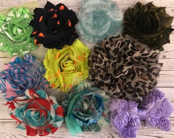 Lot of 10 Floral Embellishments