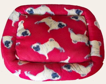 Large, Pugs, Dog bed, Washable pet bed, Dog bed, oval pet bed, Puppy bedding, Kitten bed, Kennel bedding, Plush Fleece pet bed