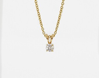Single Diamond Pendant, 14k Gold Pendant, Solitaire Pendant, Small Diamond Pendant, delicate Diamond Pendant, single studded pendant, parent