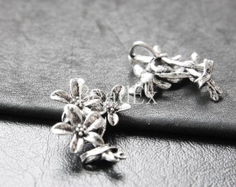 2pcs / Flower / Oxidized Silver Tone / Base Metal / Charm (ZA7451//J161)