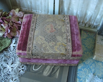 Antique Velvet Box, Victorian Velvet Box, Velvet Jewelry Box, Velvet Trinket Box, Antique Tapestry Box, Rose Velvet Box, Gifts For Brides