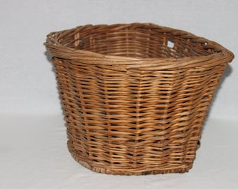 Vintage 1940s Wicker Bicycle Basket, Wicker Basket