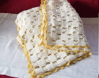 Vintage Cream & Yellow Bordered Crocheted Table Runner