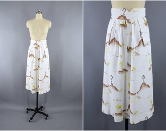 Vintage 1940s Hawaiian Skirt / 40s Skirt / Novelty Print Volcanos Palm Trees / Waffle Weave Cotton Midi Skirt / Size XS 0