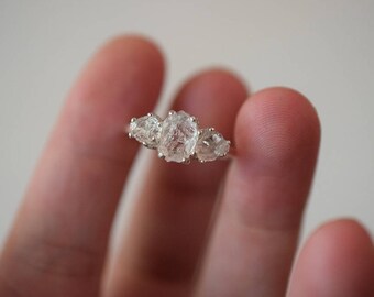 Uncut Diamond Ring 3 Stone Raw Quartz Handmade Engagement Ring Rough Natural Raw Gemstone Wedding Set Rough Cut Diamond Ring Oval 14k gold