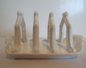 Victorian Toast Rack. English Antique White Toast Tray. Beautiful Frill Design. Perfect for Vintage Tea And Toast Or At Breakfast, 3 Slices