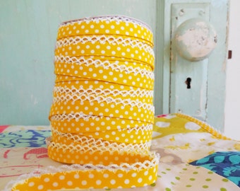 Yellow Polka Dot Crochet Edge Double Fold Bias Tape (No. 6) Quilt Supplies. Fabric Supplies. Sewing Supplies
