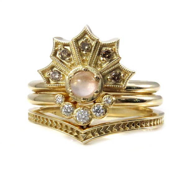 Oregon Sunstone Modern Crown Engagement Ring Set - Arrow and Crescent Diamond Side Bands