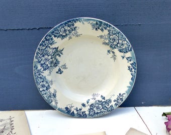 Vintage and Authentic french tureen hamage & moulin des loups
