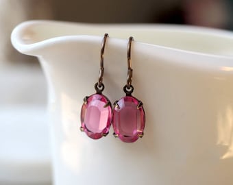 Pink Rhinestone Earrings / Vintage Swarovski Jewel Earrings / Light Pink Crystal Glass Jewel / Dainty Pink Earrings / Estate Style Earrings