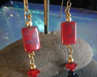 Handmade Beaded Earrings Red & Gold