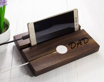 Personalized Apple Watch and iPhone Charger Fathers Day Gift From Daughter Gift for Dad Wood Docking Station Gifts For Dad From Daughter