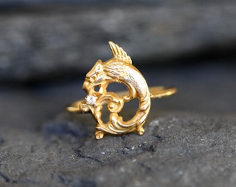 Victorian Diamond Gryphon Griffon Ring in 14k Yellow Gold - JL882