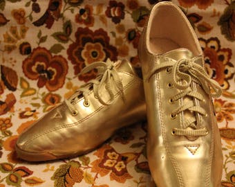 1992 LA Gear Gold Lace Up Shoes