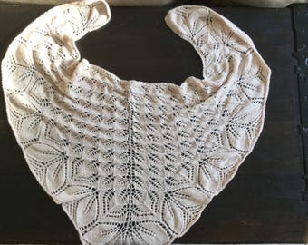 Shoulder shawl scarf / warmer