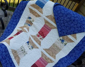 Tall Spool Quilt, Lap Quilt, Spool Quilt, Handmade Quilt