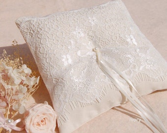 Wedding ring pillow.Ivory Cotton ring pillow,lace ring bearer pillow,wedding gift ,wedding Accessories.handmade wedding ring pillow