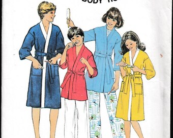 Simplicity 8120 Every-Body™ Kimono Robe