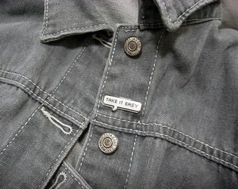 speech bubble pin "take it easy" | short quote pin