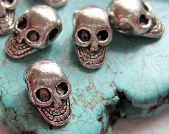 18 Skull beads antique silver metal diy jewelry supplies day of dead 10.5mm x 6.5mm 922